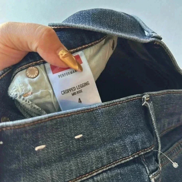 Express - Picture 4 of 4